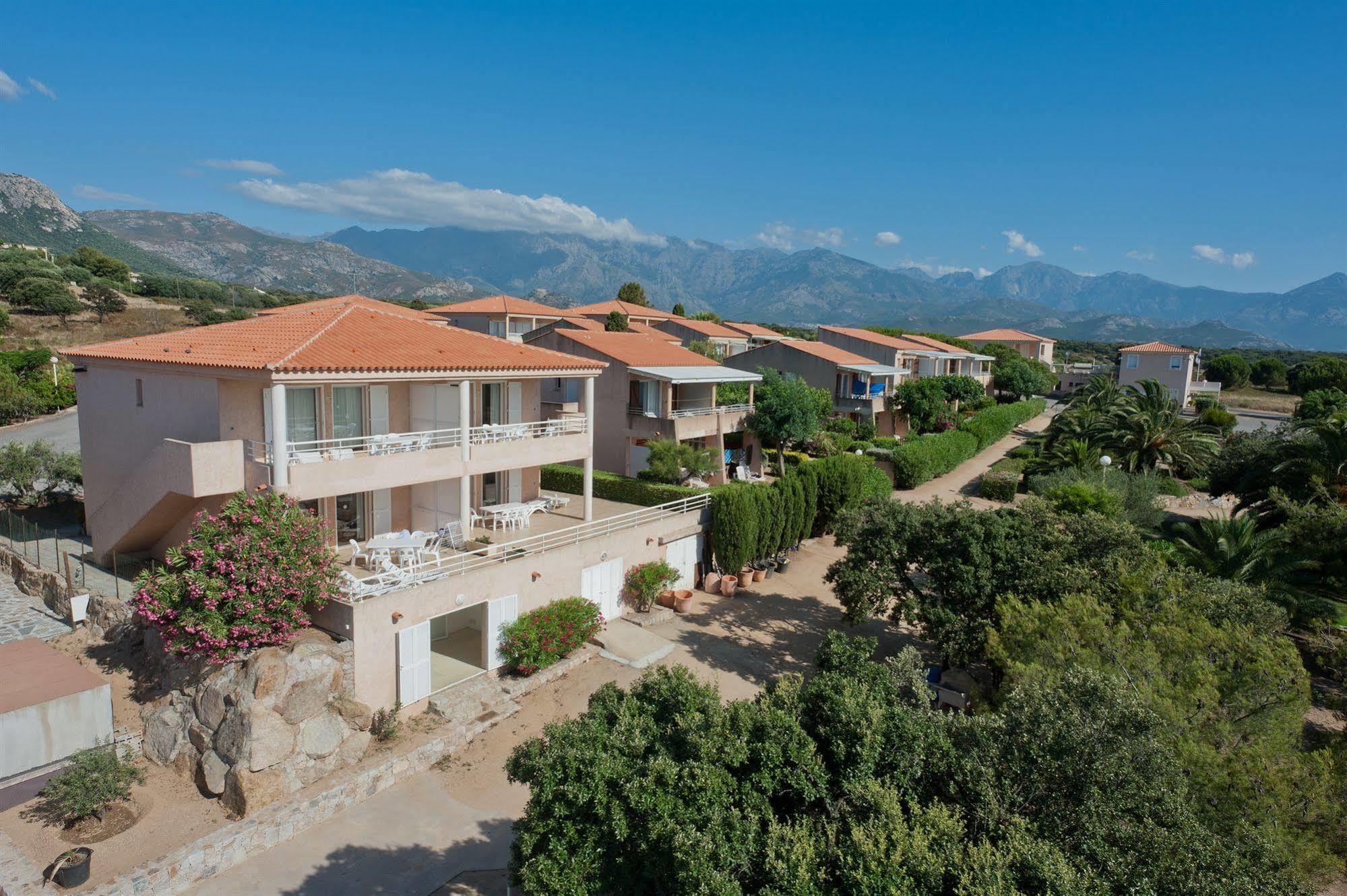 Residence Arinella Lumio  Bagian luar foto